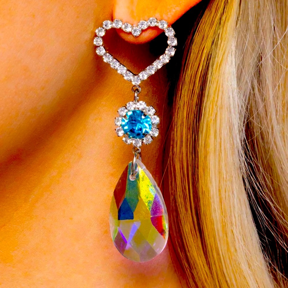 🩵💎🩵 “FACETED FRENZY” BLUE IRIDESCENT GEM EARRINGS ~ PAPARAZZI❗️🩵💎🩵